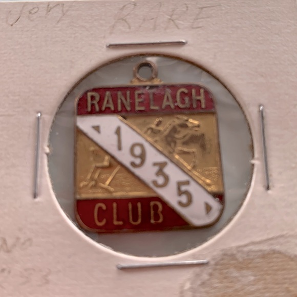 Vintage rare ranelagh polo club 1935 enamel members fob no. 233. - Picture 1 of 3